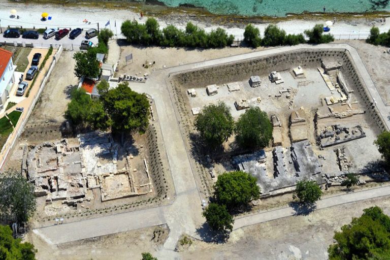 Ιερό Άμμωνα Δία και Διονυσίου