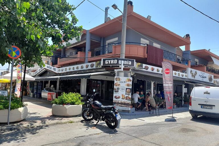 Snack Bar Στη Γωνία